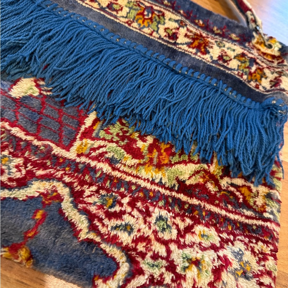 Groovy Bohemian style 1970s Carpet Fringed Tote Bag - Picture 12 of 16